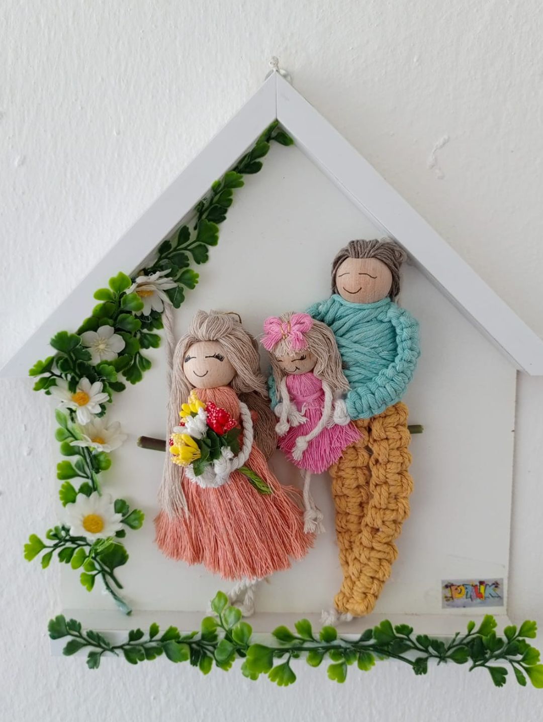 sevimli-aile-beyaz