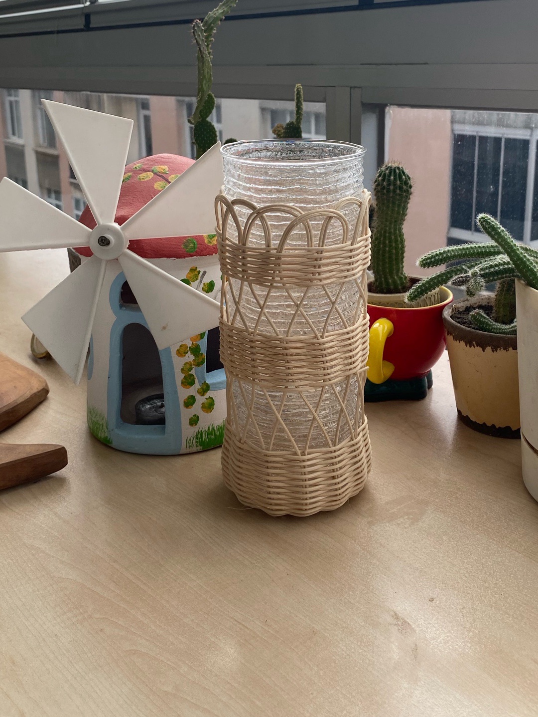 rattan-bambu-vazo-bej
