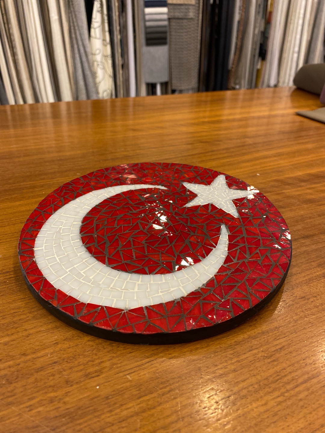 cam-mozaik-duvar-susu-turk-bayragi-kirmizi