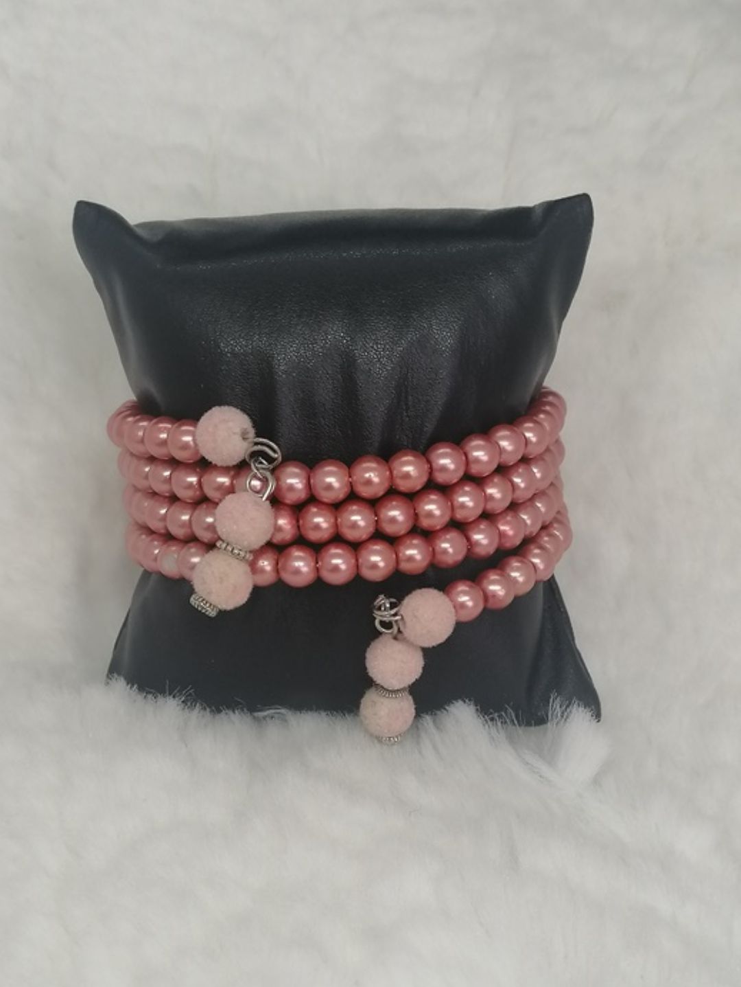 pembe-incili-helezonik-bileklik-pembe