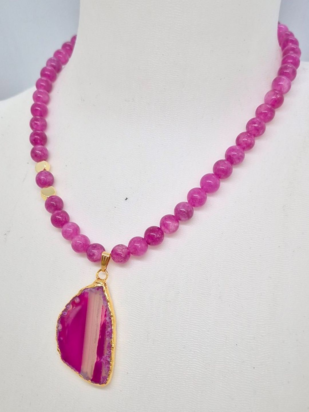 pembe-ozel-akik-bayan-kolye-pembe