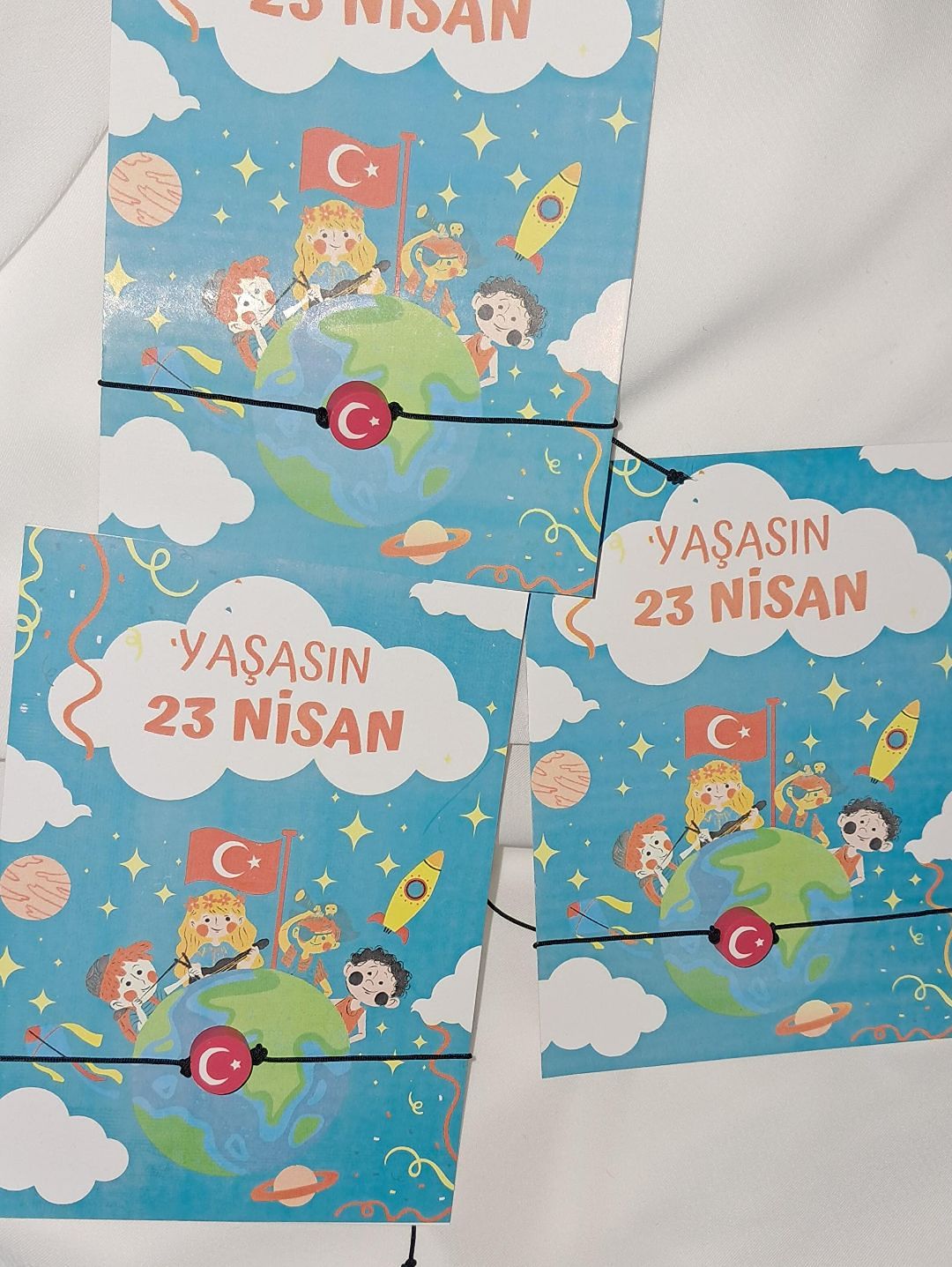 23-nisan-25li-bileklik-siyah