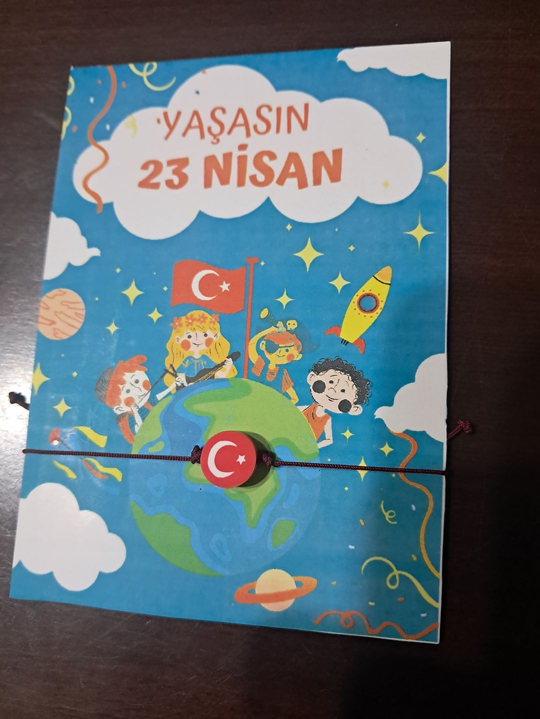 23-nisan-50li-bileklik-bordo