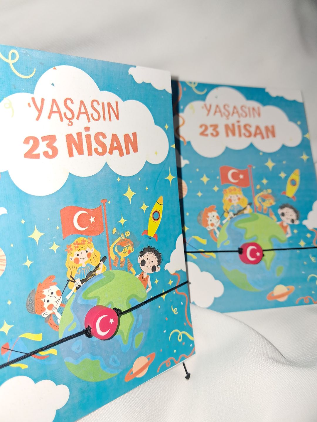 23-nisan-15li-bileklik-siyah