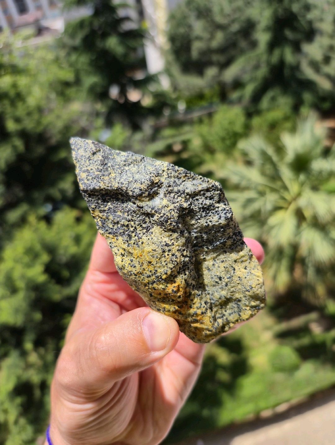 magnesichromite-kromit