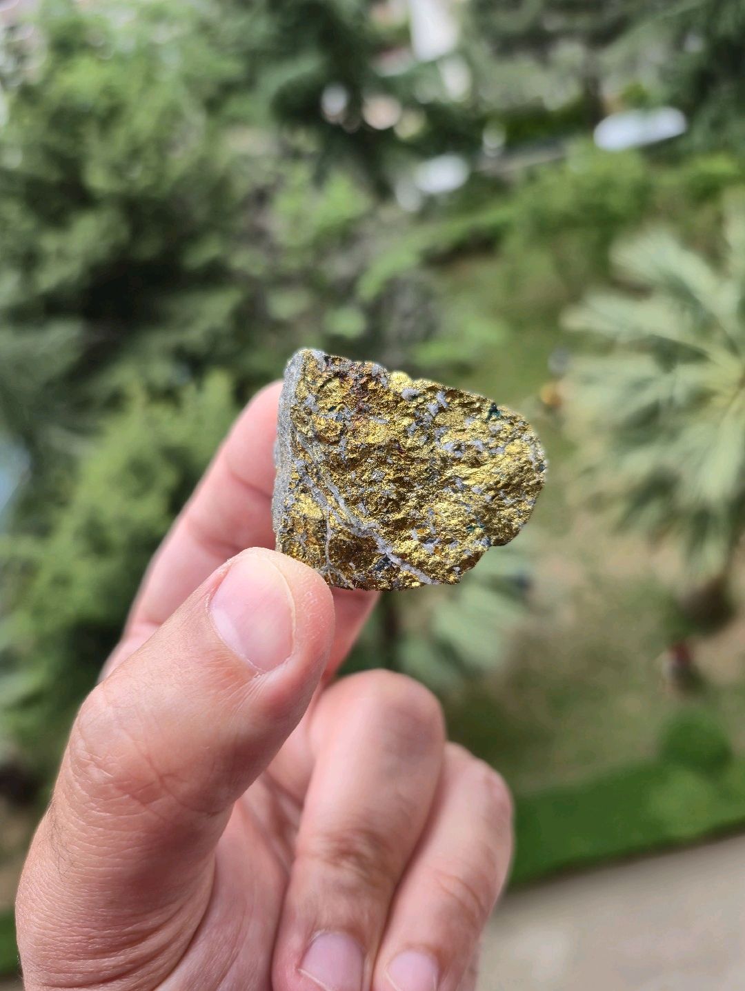 kalkopirit-chalcopyrite