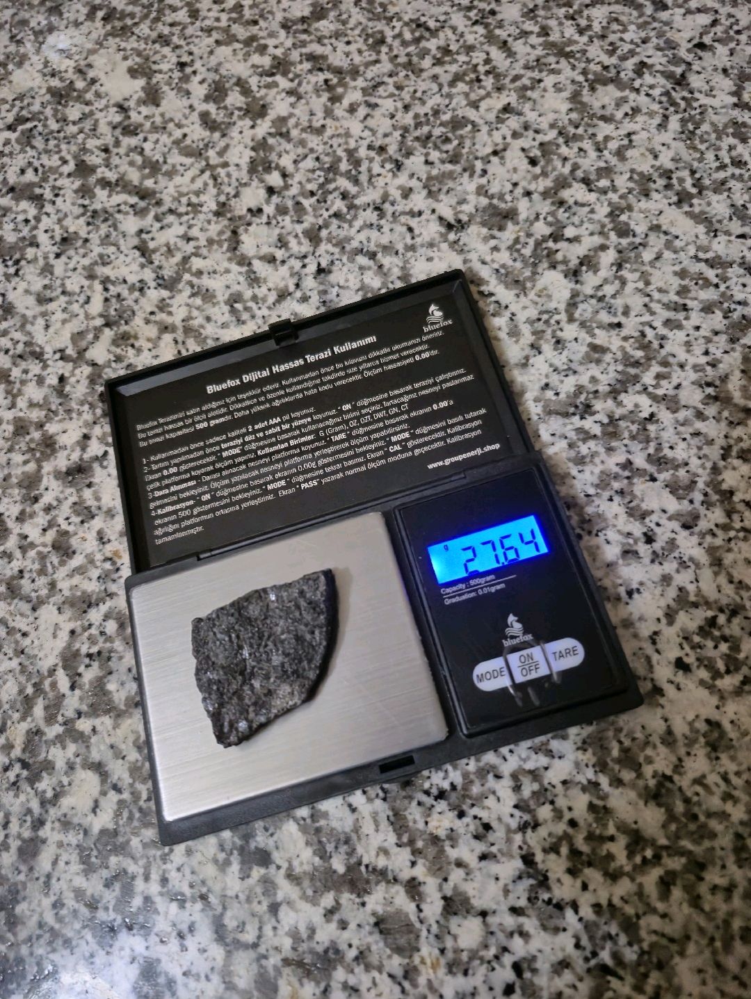 nuummit-nuummite-raw-dogal-tas