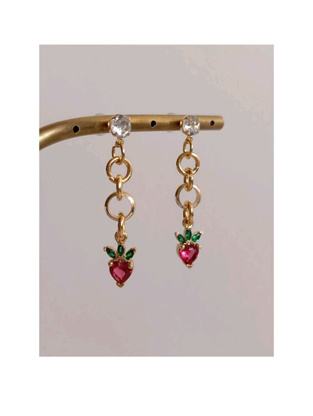 swarovski-cilek-charmli-kupe-3-kirmizi