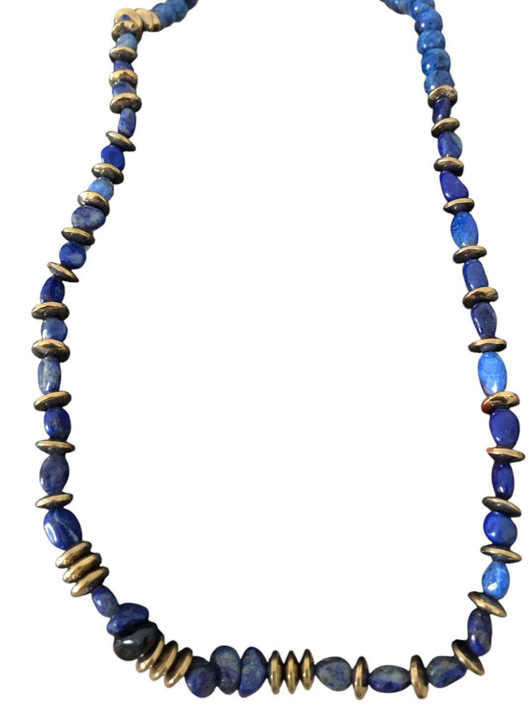 lapis-lazuli-ve-hematitten-olusan-kolye-lacivert