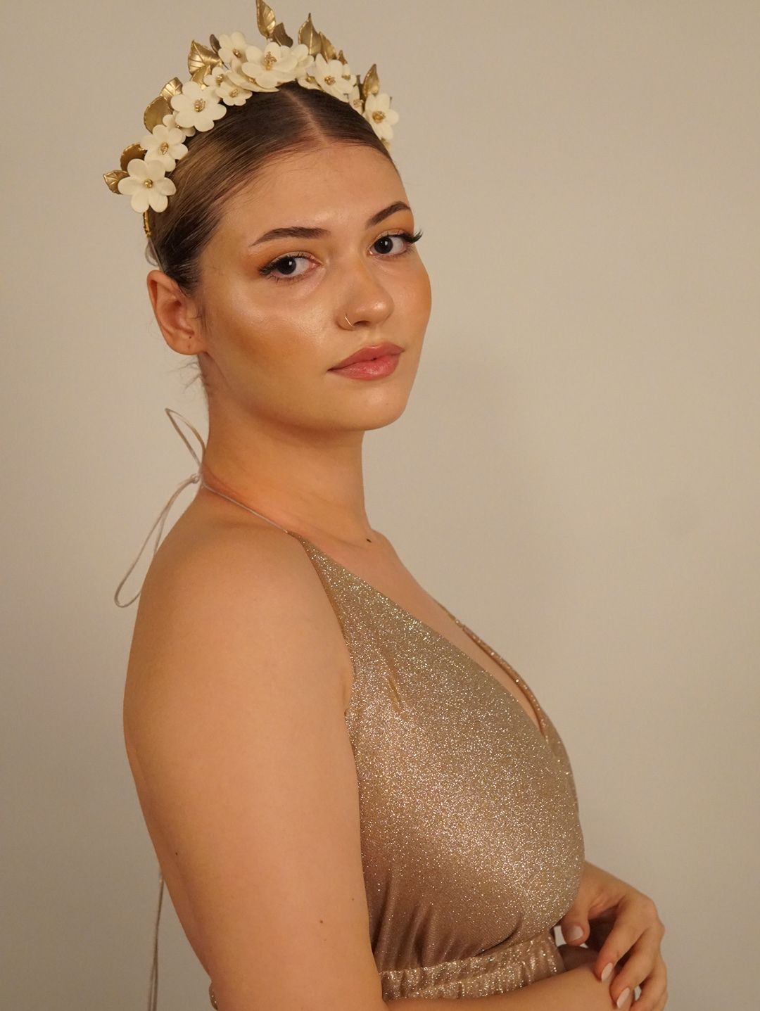helen-yaprakli-romantik-tac