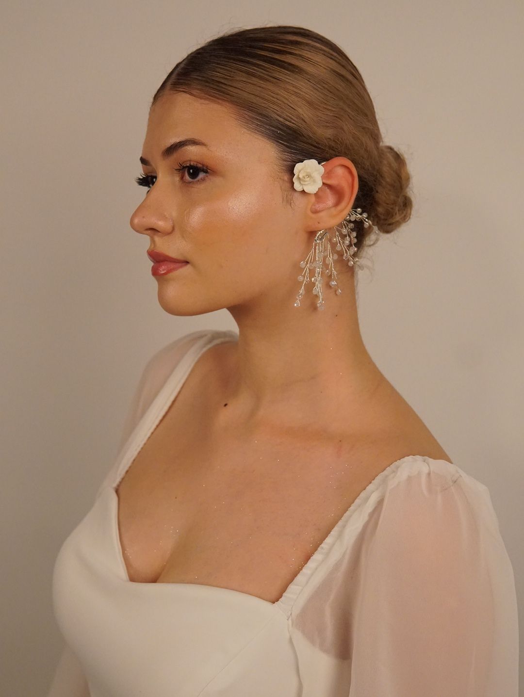 kir-cicegi-detayli-sarkit-earcuff