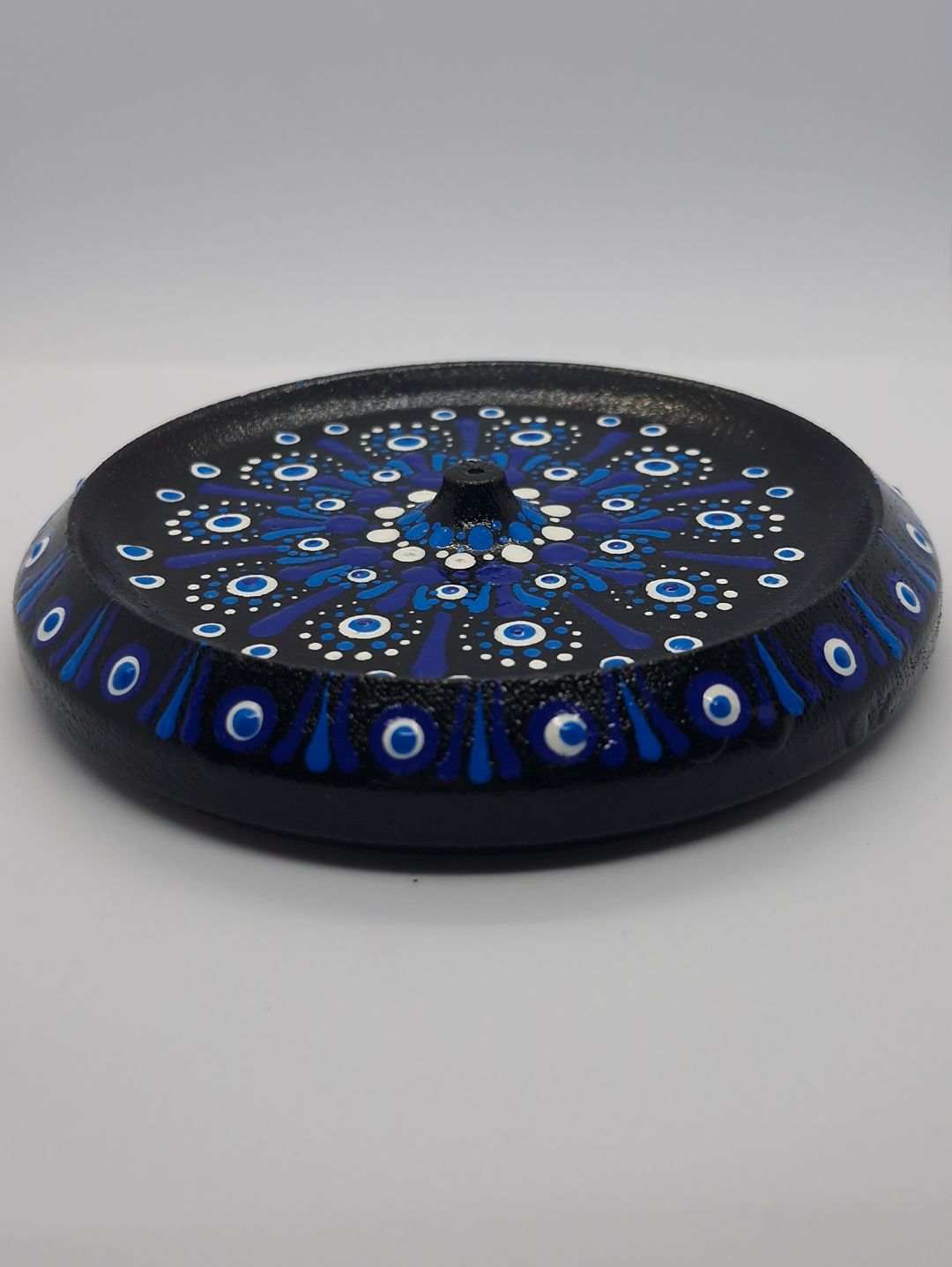 dot-mandala-tutsuluk-lacivert