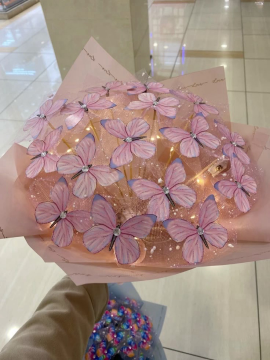 Işıklı Kelebek Buketi  Pembe