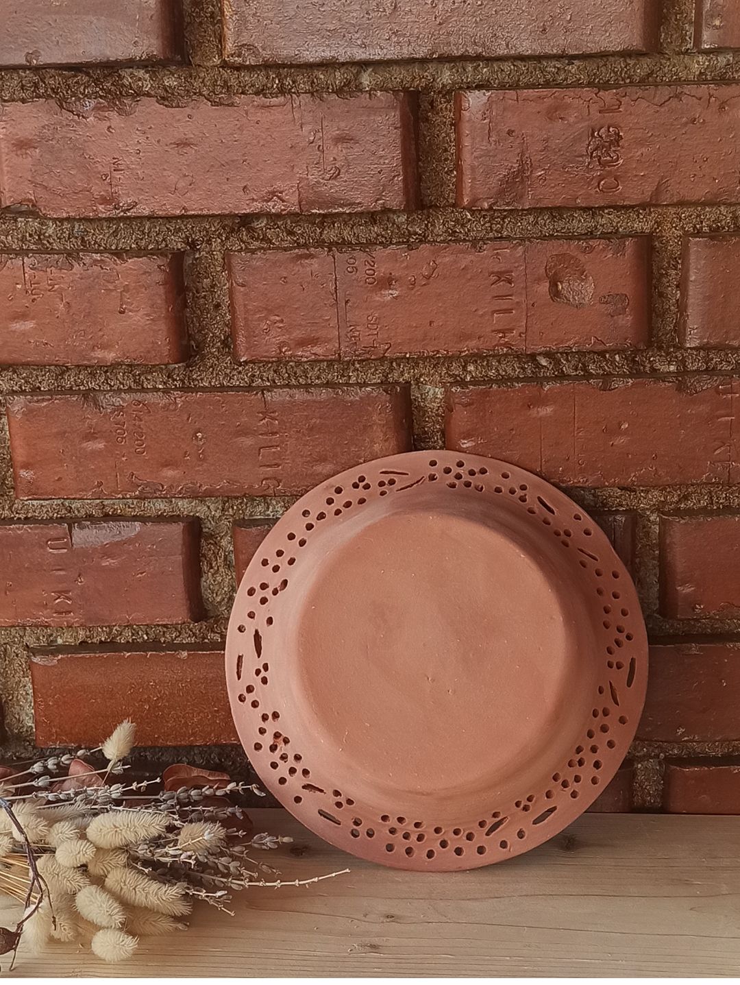 ajurlu-cam-eritmeli-tabak-cok-renkli