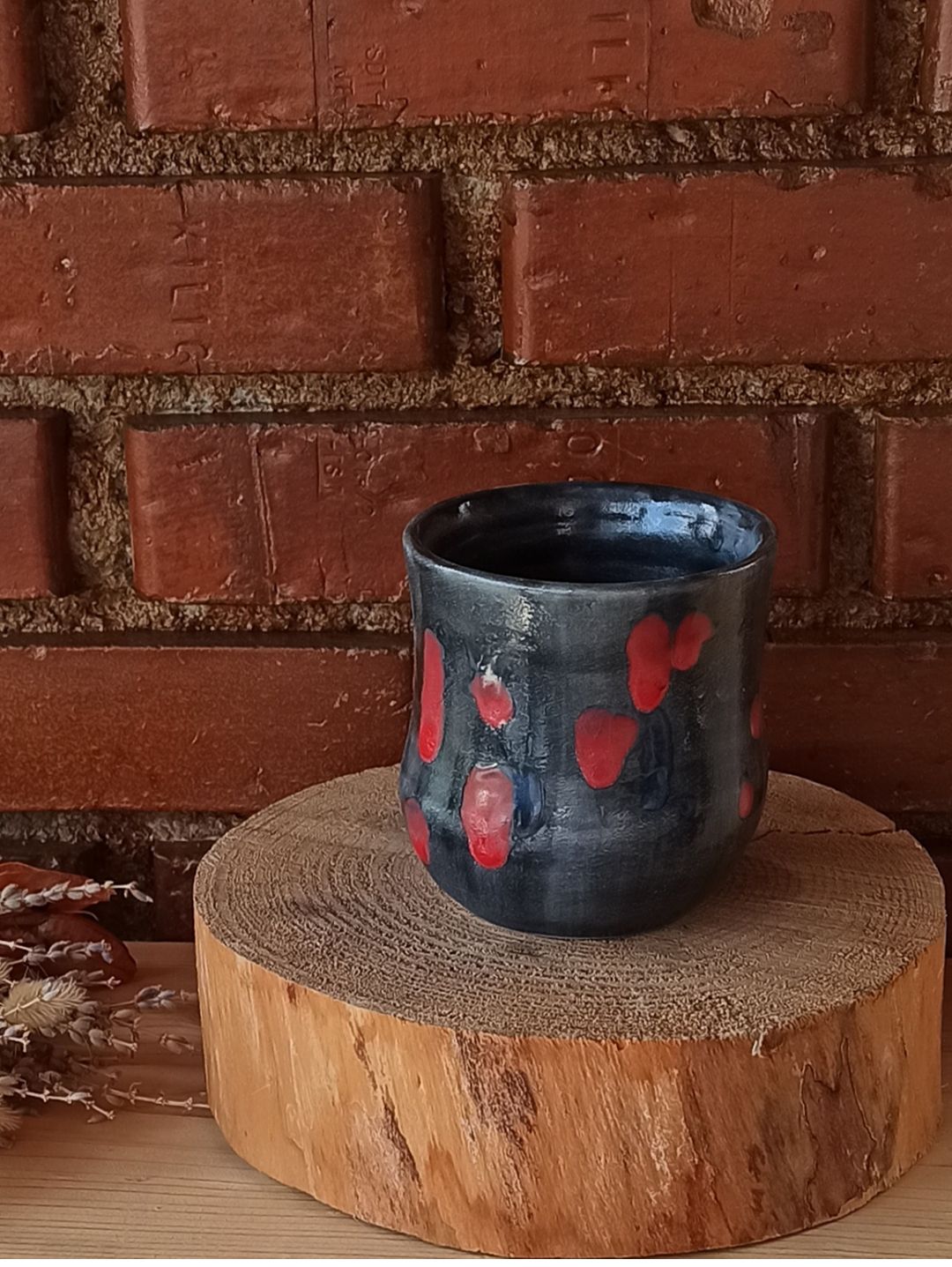 siya-kirmizi-cok-amacli-cup-siyah