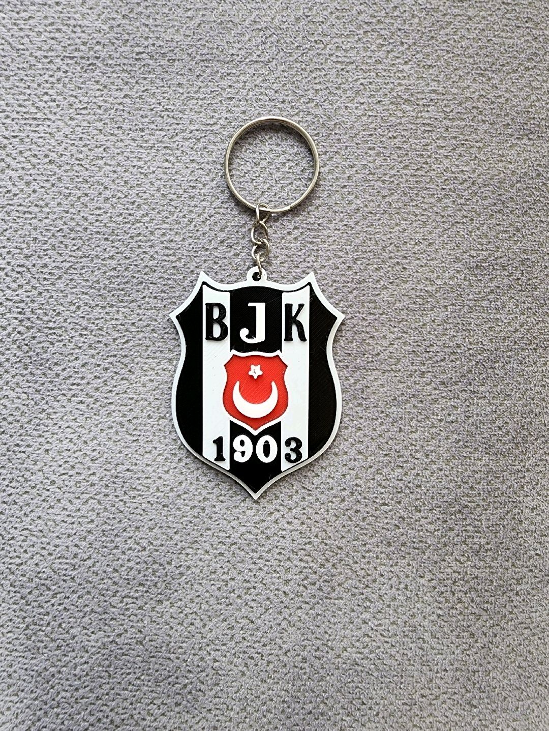 besiktas-cift-tarafli-anahtarlik-cok-renkli