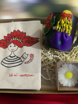 İyi Ki Varsın Doğum Günü Hediye Seti Çok Renkli