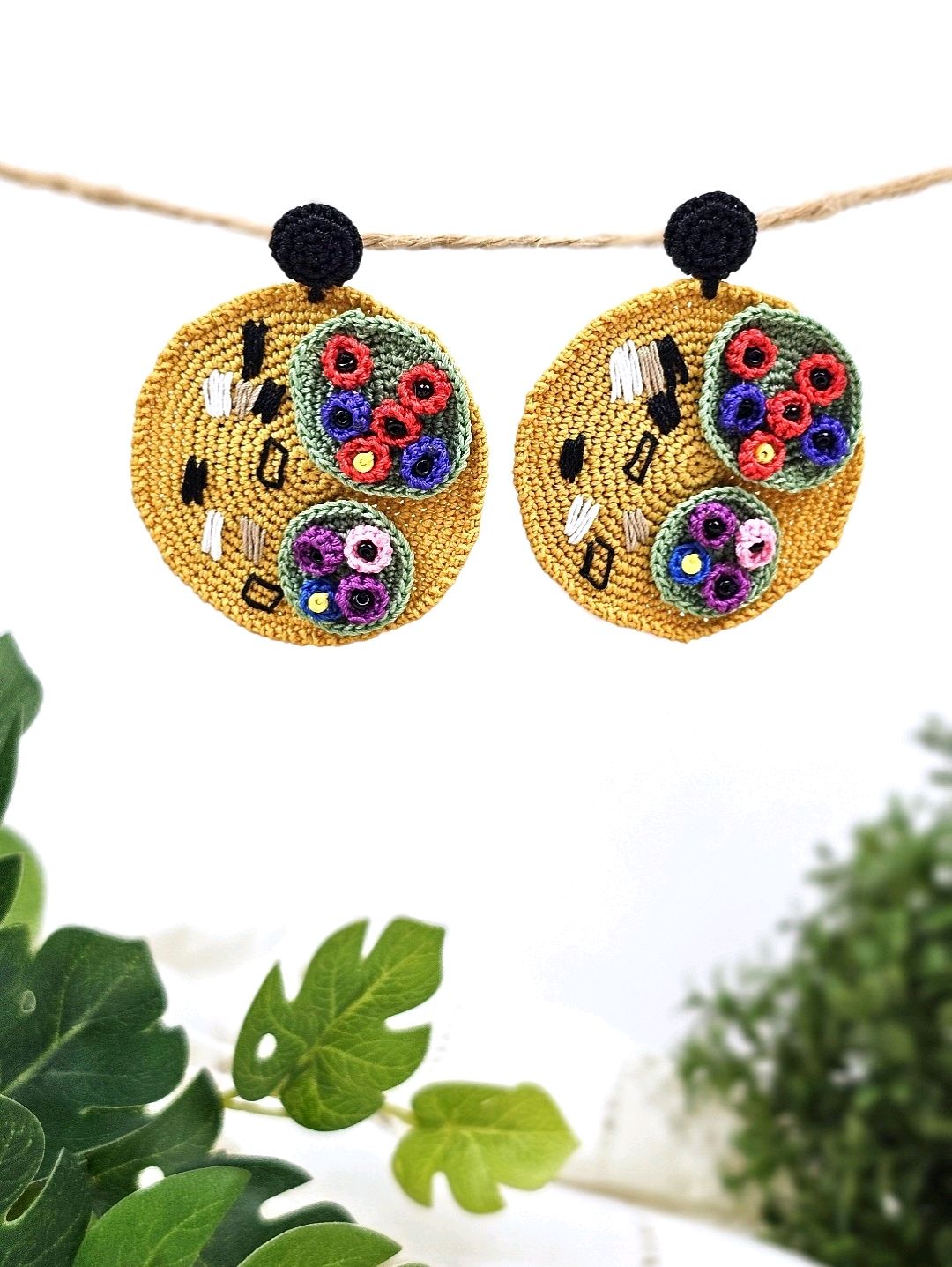 klimt-kiss-opucuk-altin-siyah-art-serisi-altin-rengi
