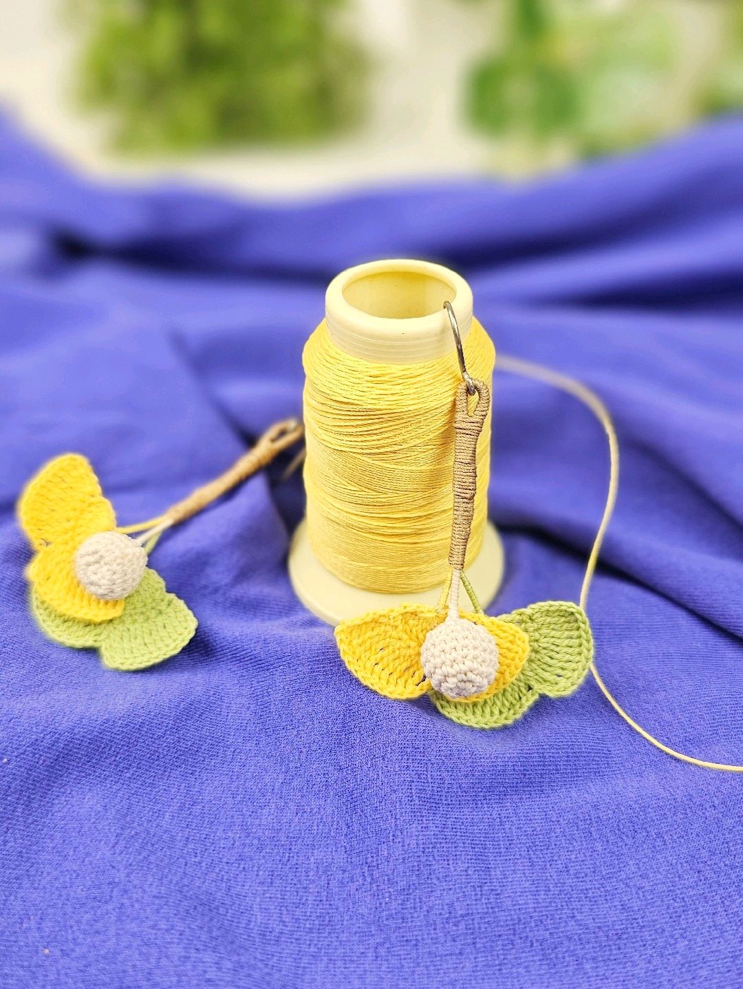 ginkgo-biloba-kupe-sari-yesil-yaprak-kupe-sari