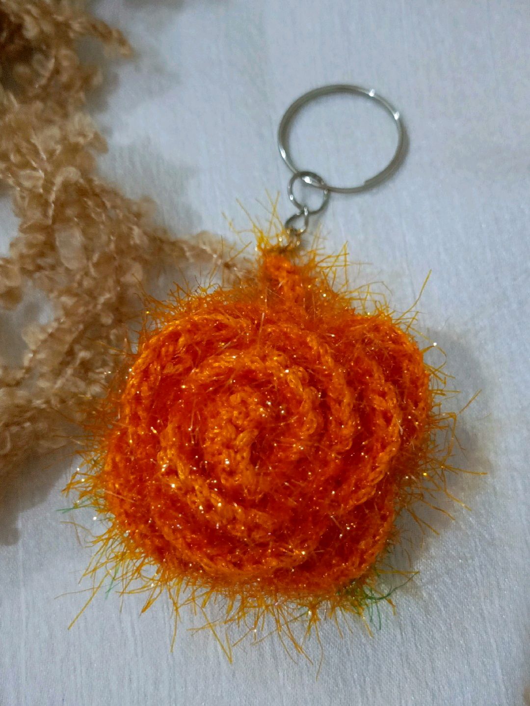 gul-anahtarlik-turuncu
