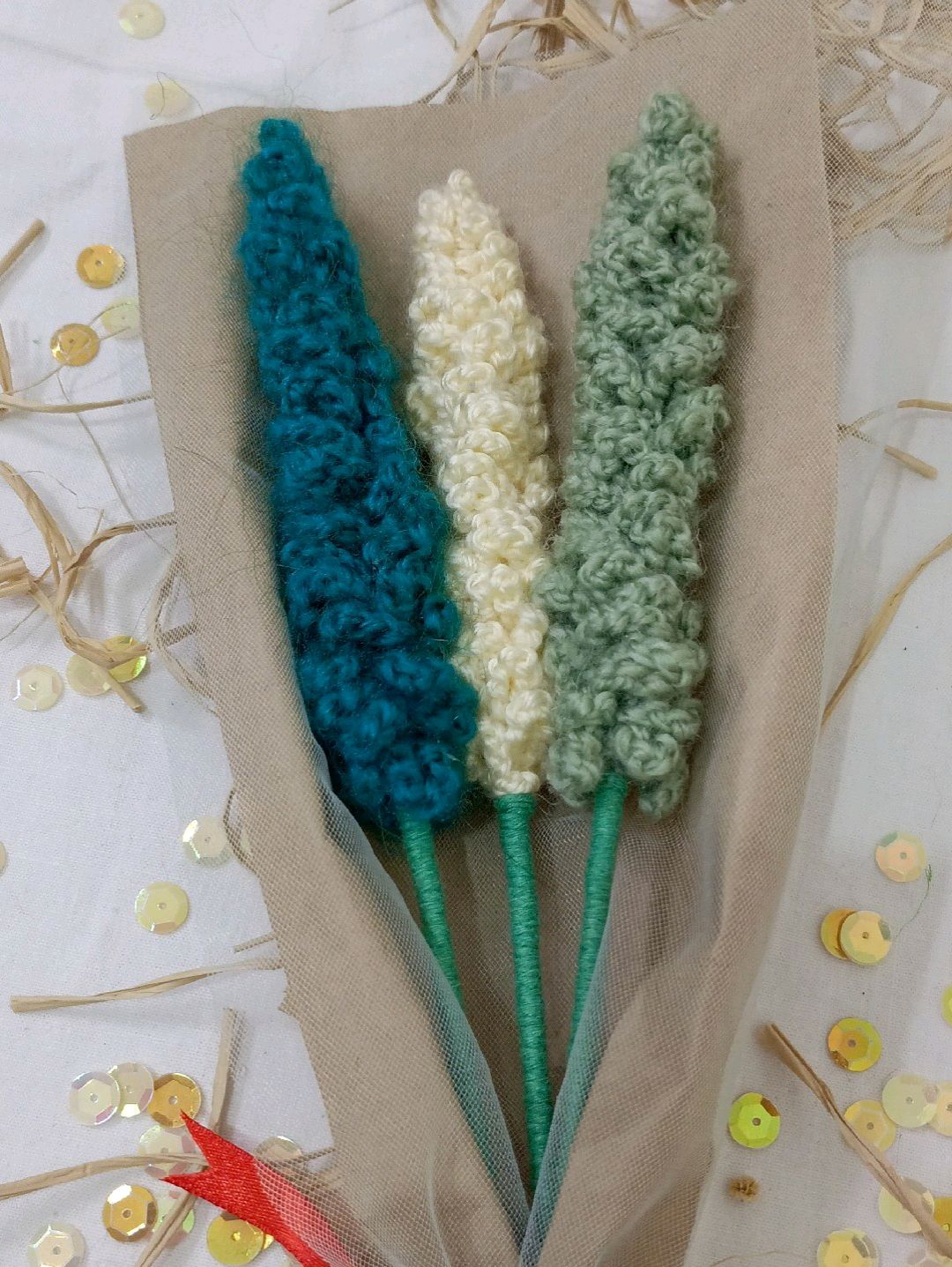 orgul-lavanta-buketi-cok-renkli