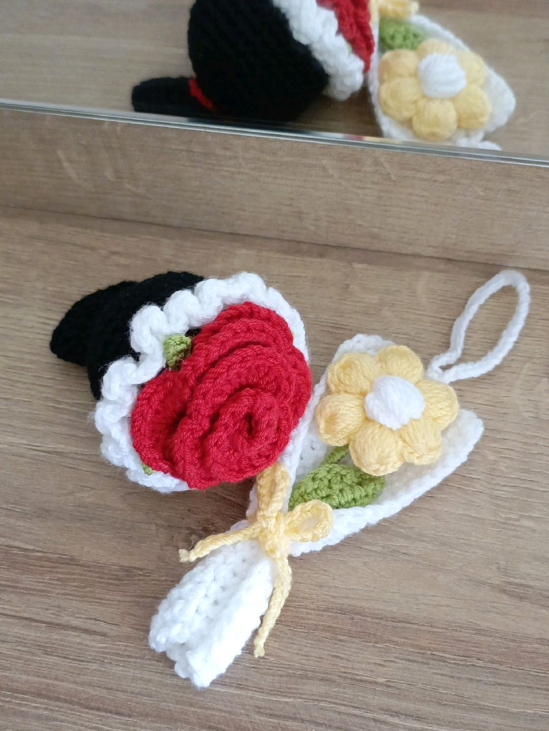 minik-cicek-buketi-cok-renkli