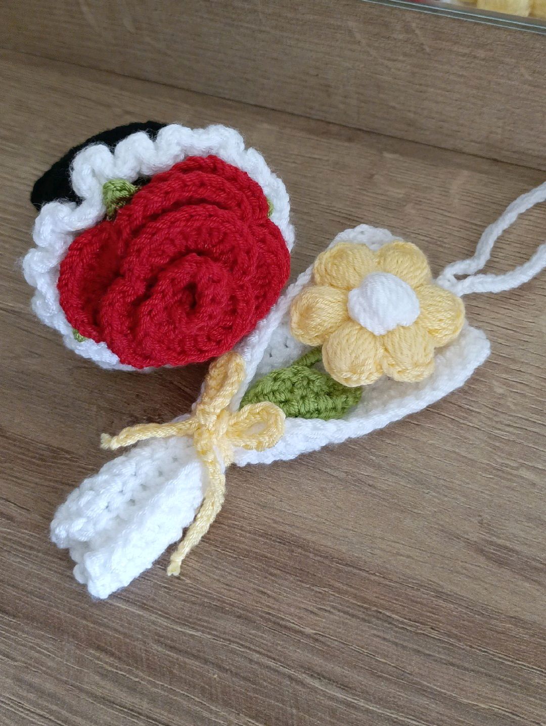 minik-cicek-buketi-cok-renkli