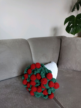 Kırmızı Gül Buketi Kadife Battaniye 100cm El Örgüsü Battaniye Kırmızı
