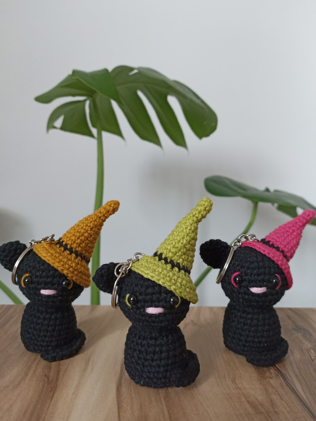 cadi-sapkali-kedi-amigurumi-anahtarlik---canta-susu-hardal-rengi