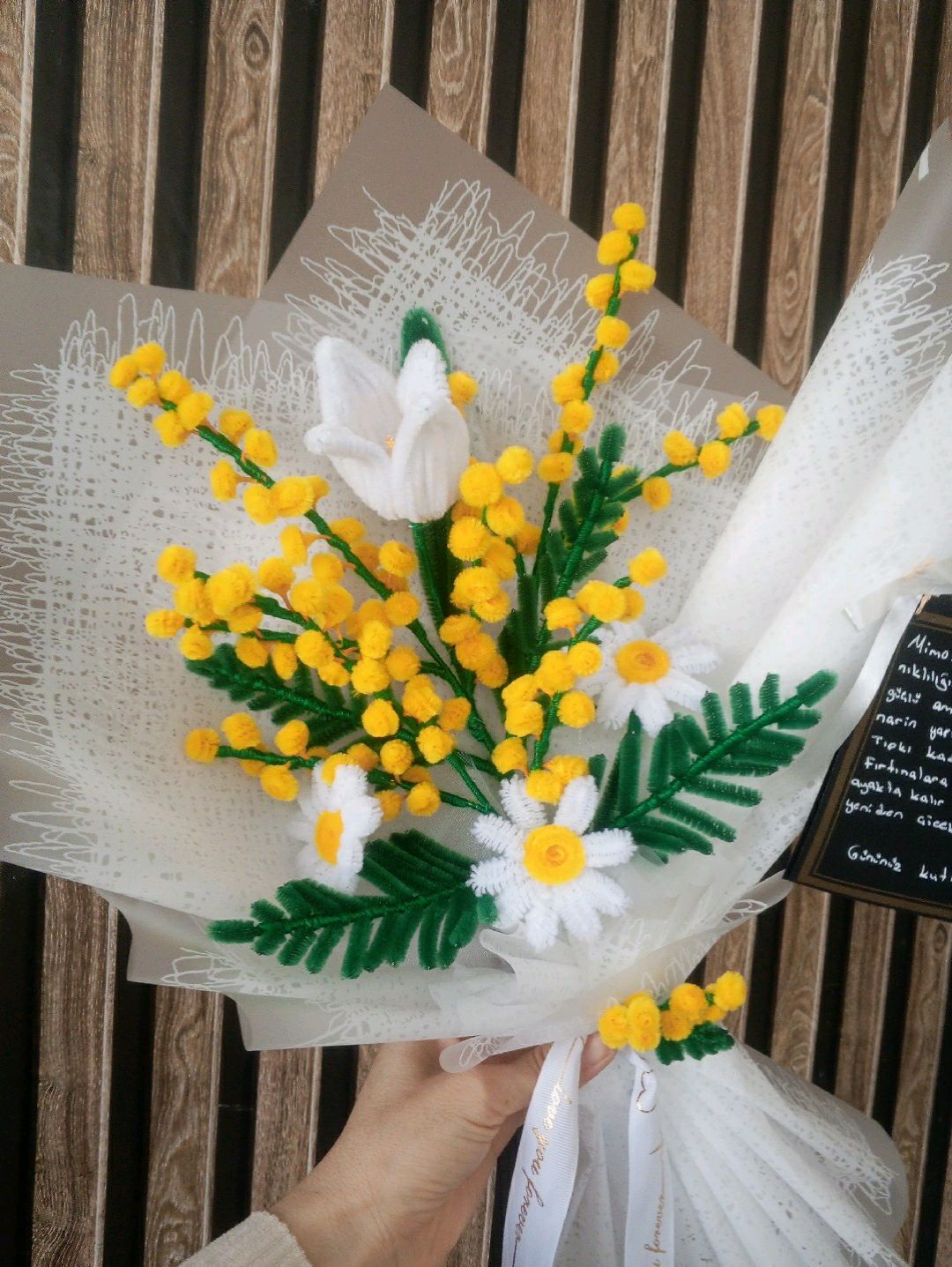 sonil-mimoza-buketi-sari