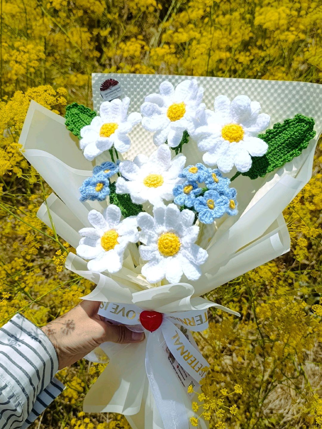orgu-beyaz-papatya-buketi-beyaz