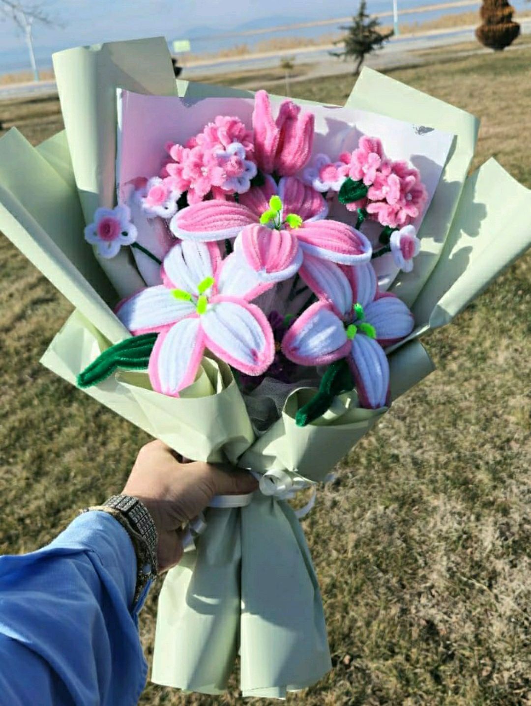 sonil-pembe-zambak-buketi-pembe