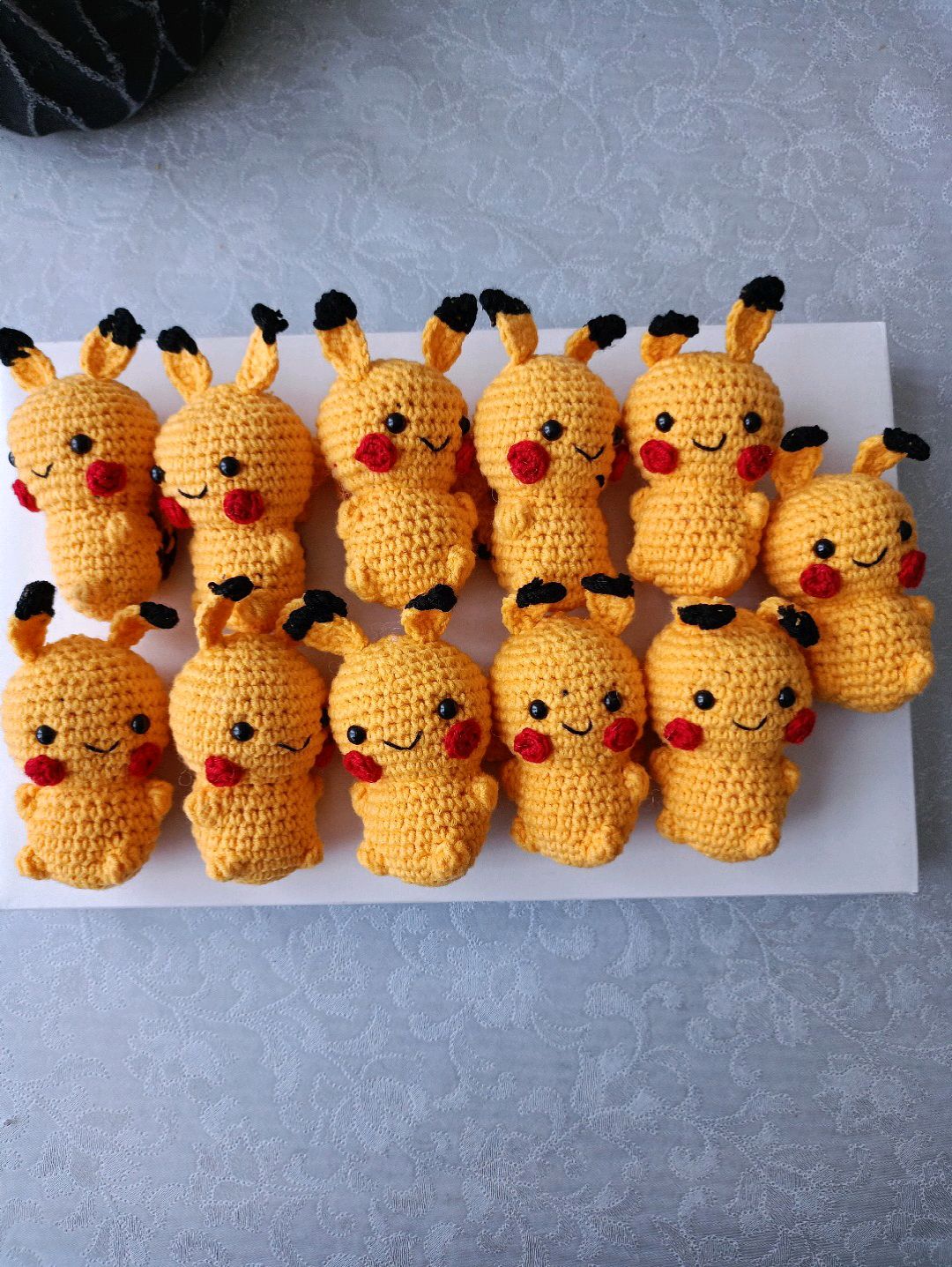 pikachu-amigurimi-anahtarlik-sari
