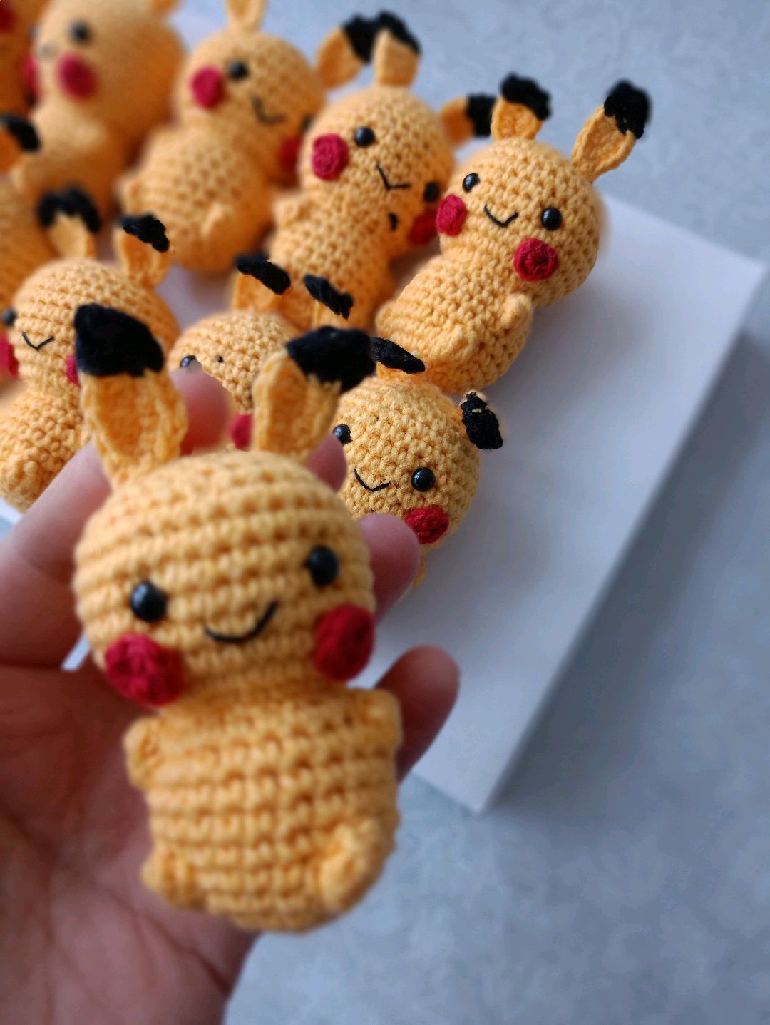 pikachu-amigurimi-anahtarlik-sari