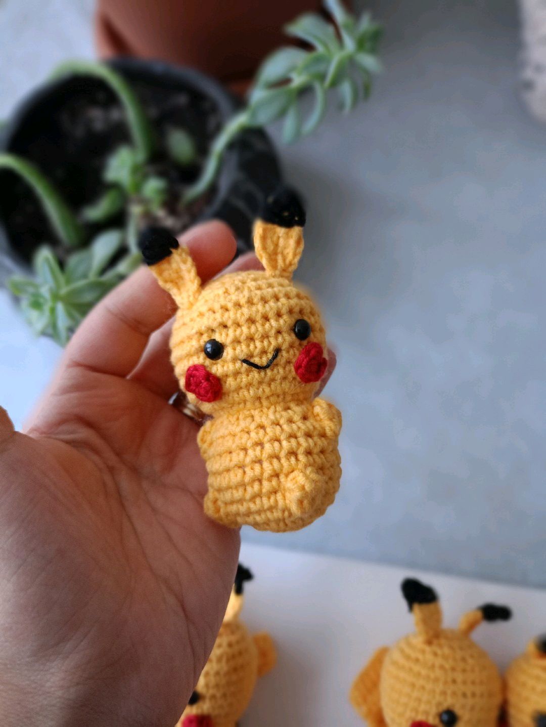 pikachu-amigurimi-anahtarlik-sari