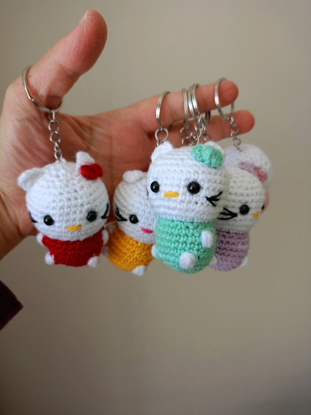 hello-kitty-anahtarlik-cok-renkli