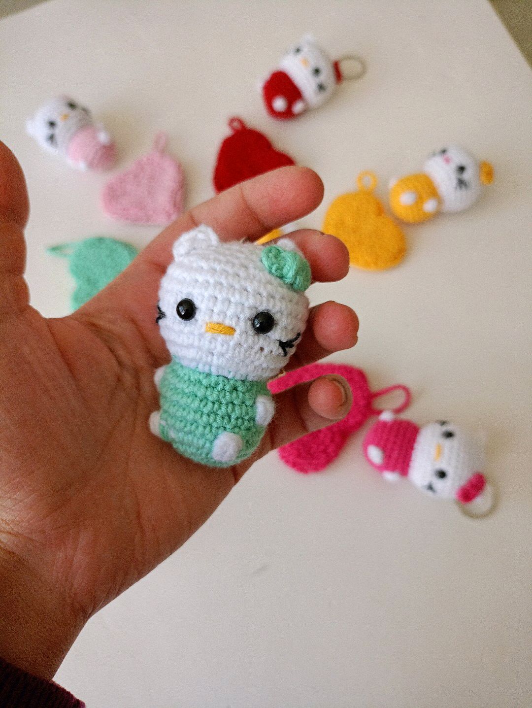 hello-kitty-anahtarlik-cok-renkli