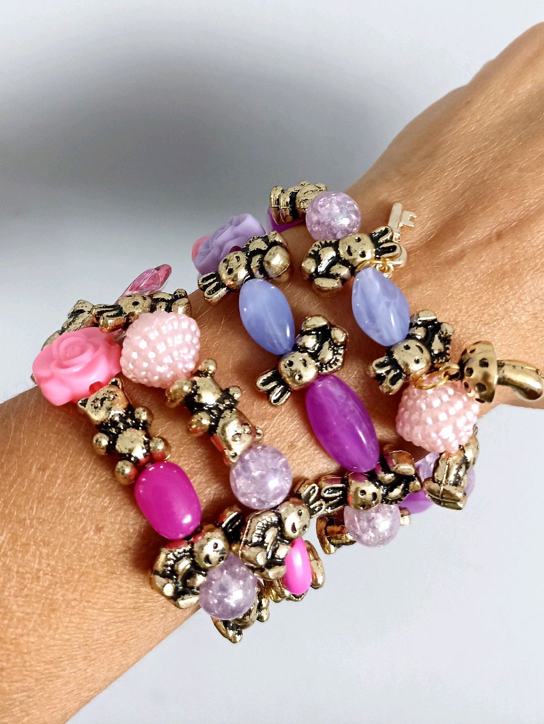 lila-pembe-hayvan-figurlu-bileklik-kupe-set-takim-lila