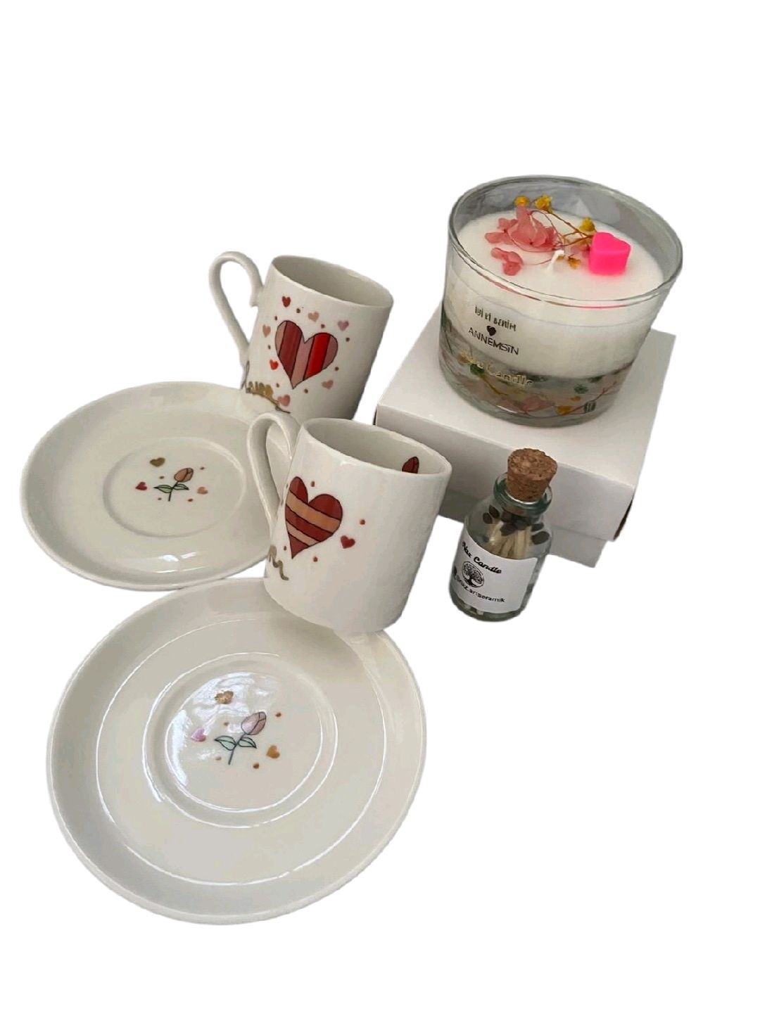 kalpli-porselen-hediye-seri-pembe