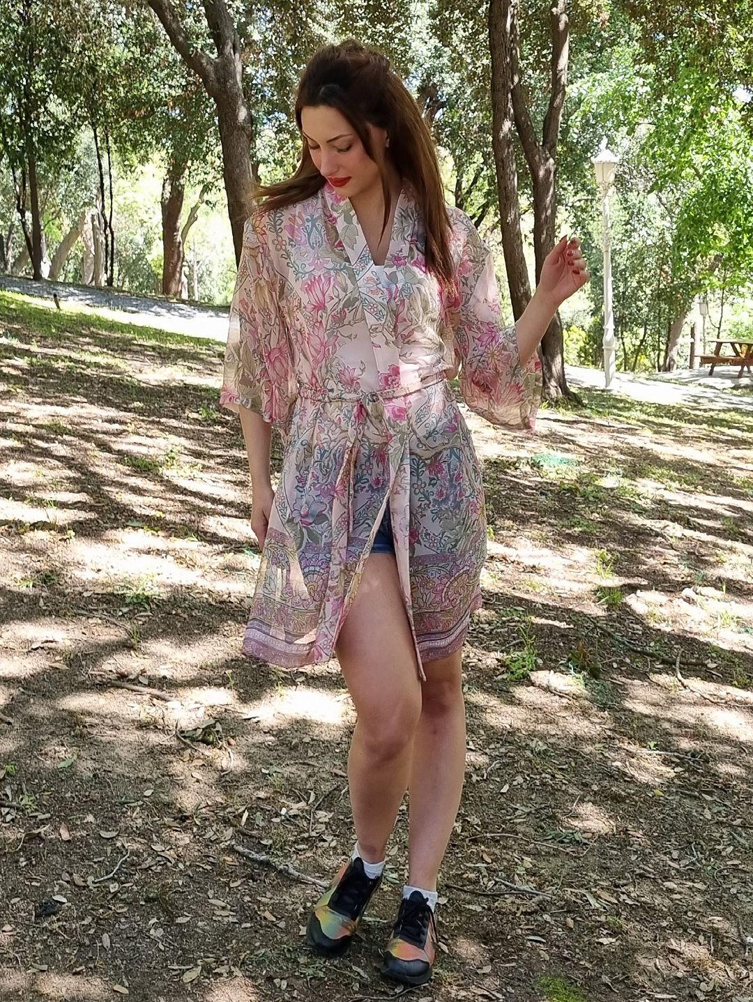 cicek-desenli-sifon-pudra-pembe-kimono-pembe