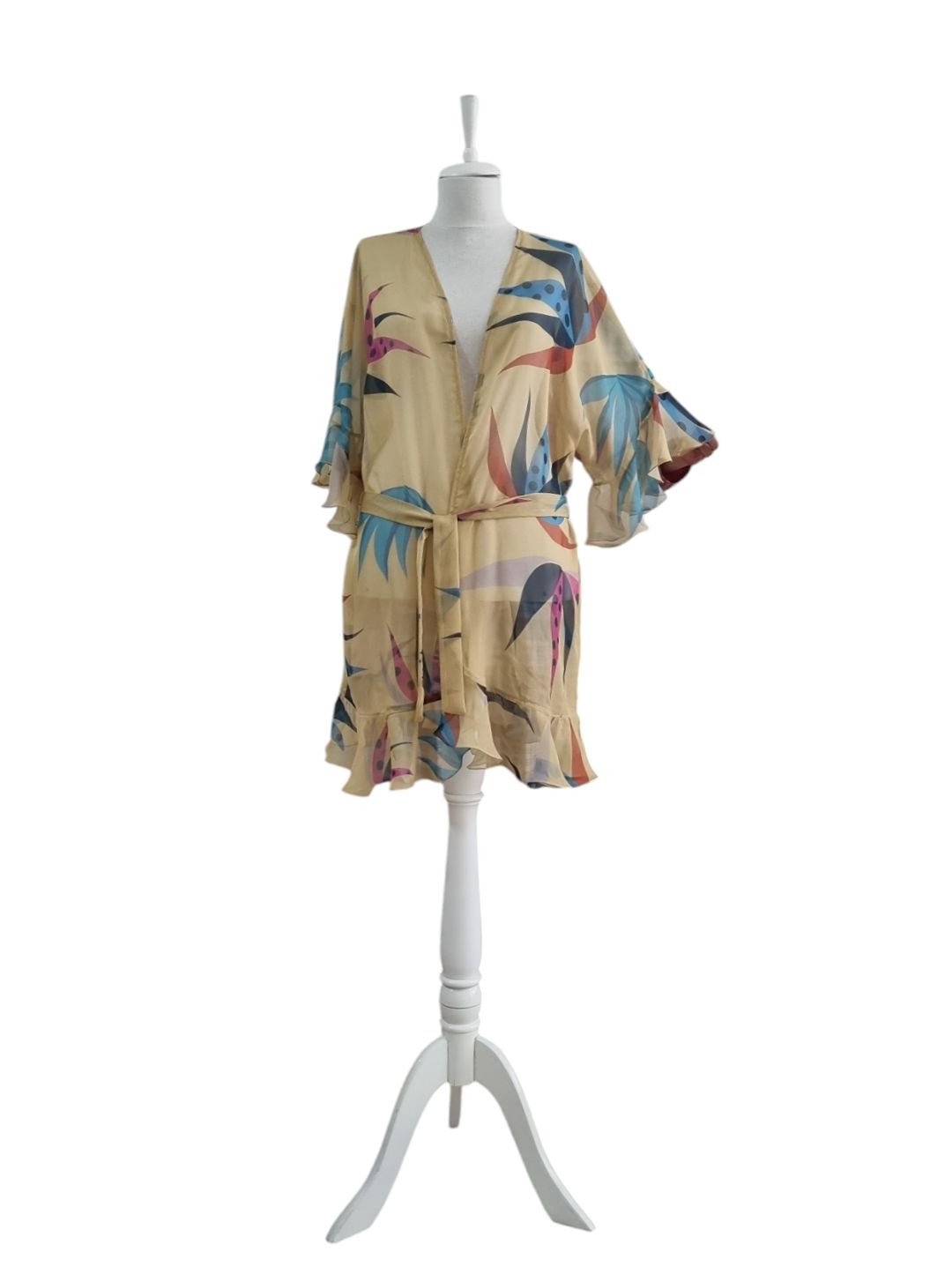 cicek-desenli-firfirli-sifon-kimono-sari