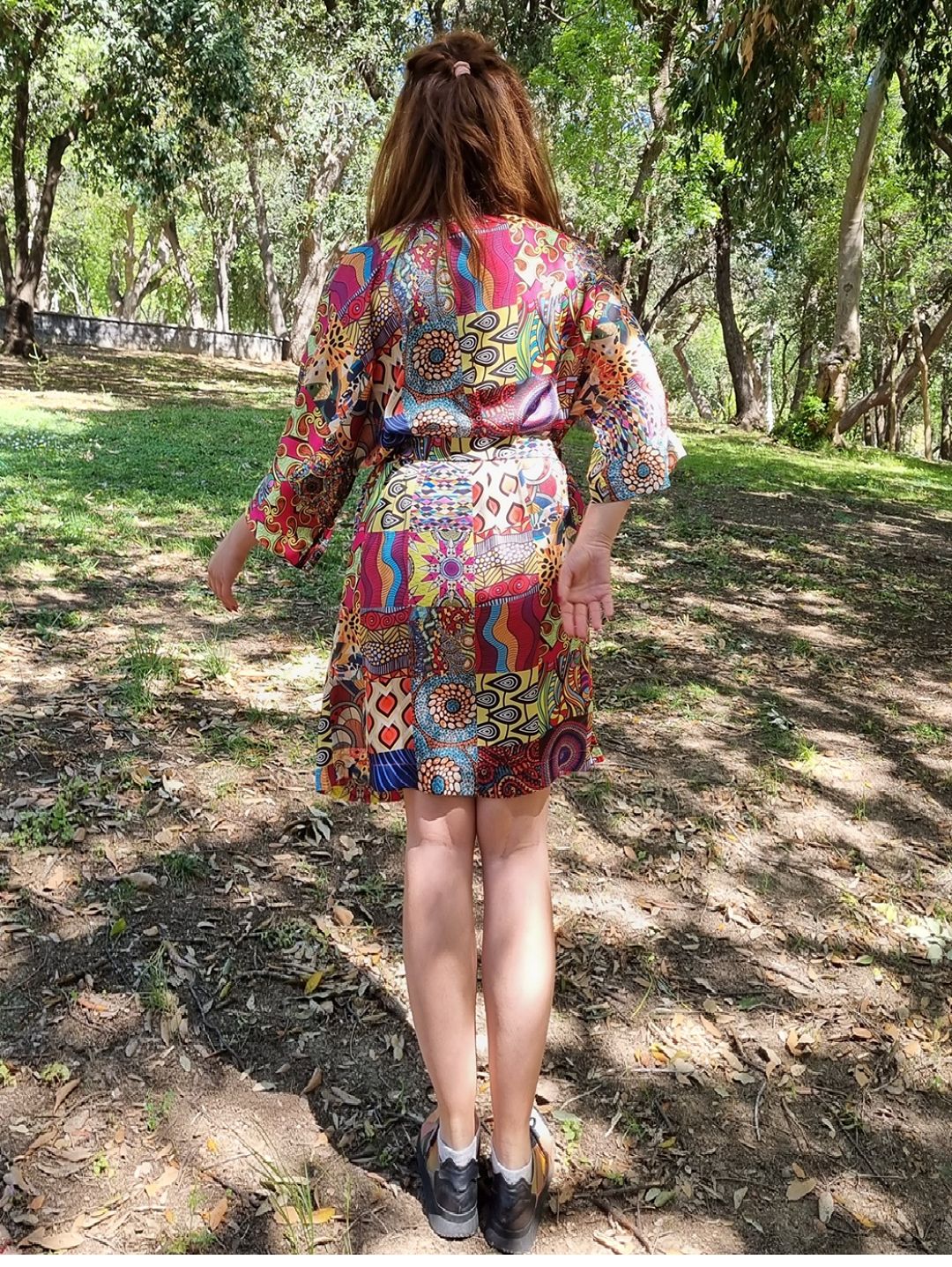 otantik-desenli-saten-kimono-cok-renkli