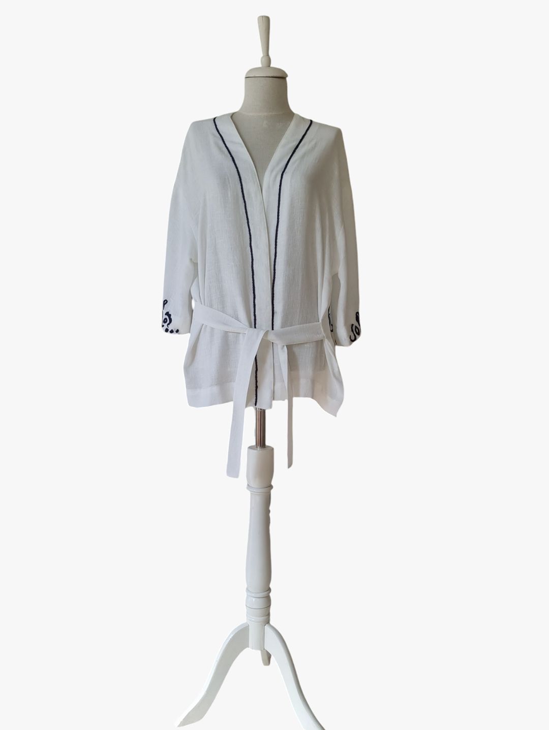 goz-desenli-nakisli-kimono
