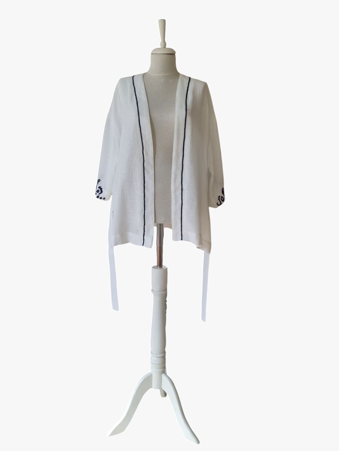goz-desenli-nakisli-kimono