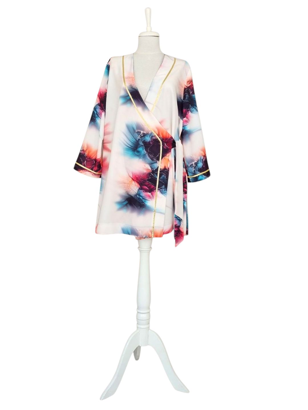 firca-desenli-saten-kimono-beyaz