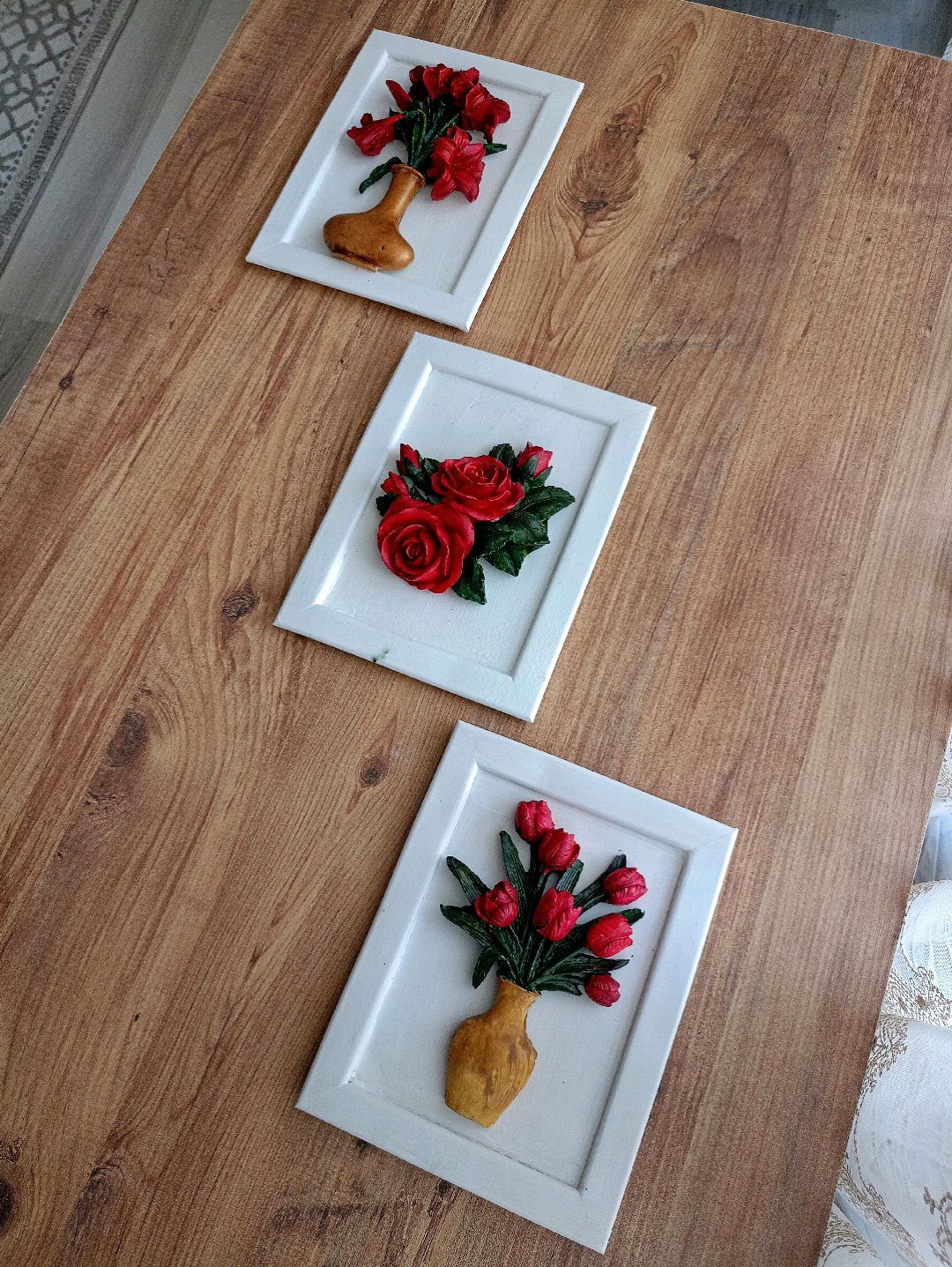3lu-dekoratif-duvar-susu-cicekli-pano-bordo