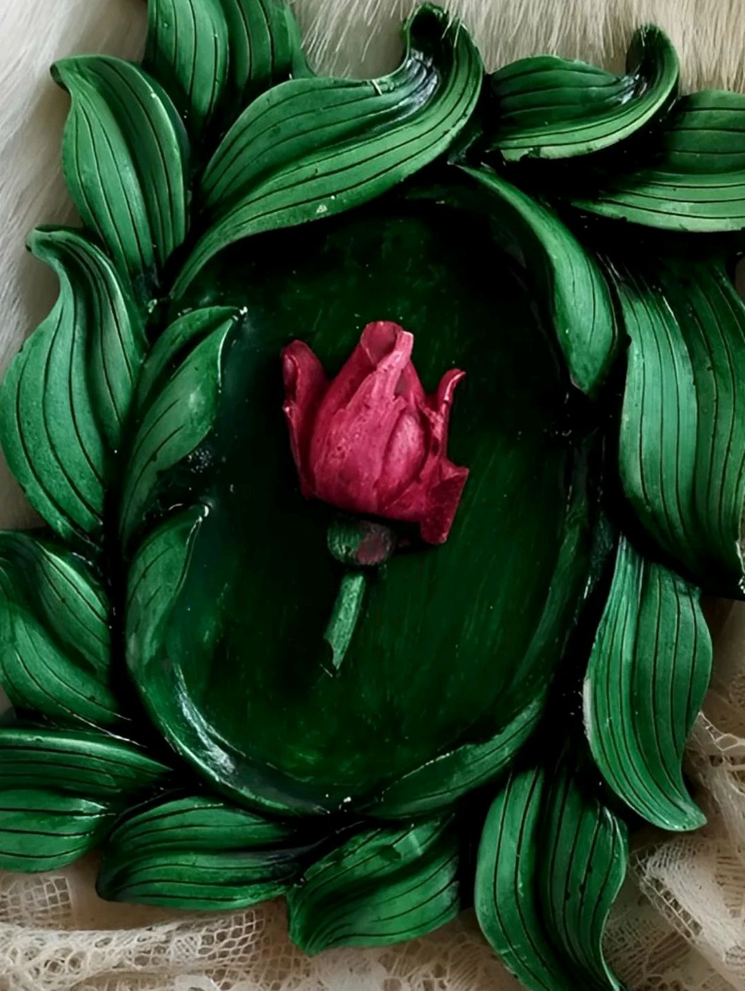 gul-modelli-dekoratif-cerceve-yesil