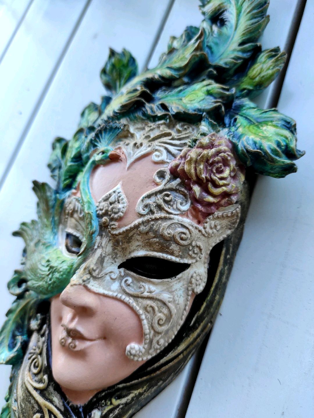 dekoratif-duvar-maske-duvar-susu-venedik-mask-acik-yesil-sari