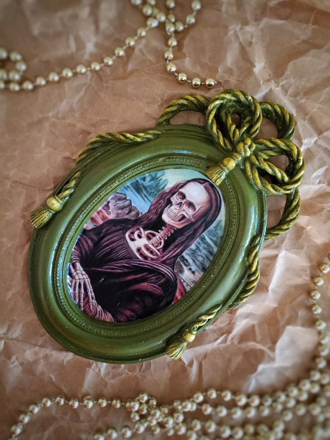 mona-lisa-gotik-cerceve-haki
