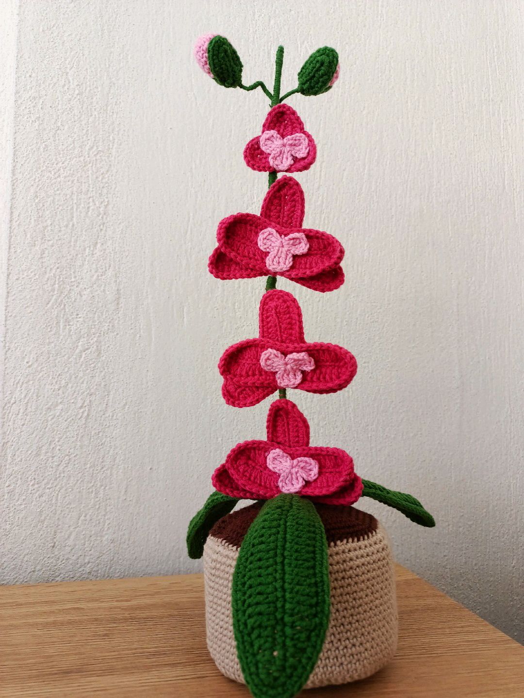 orgu-saksida-orkide-pembe